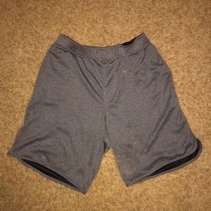 2 Pood Shorts